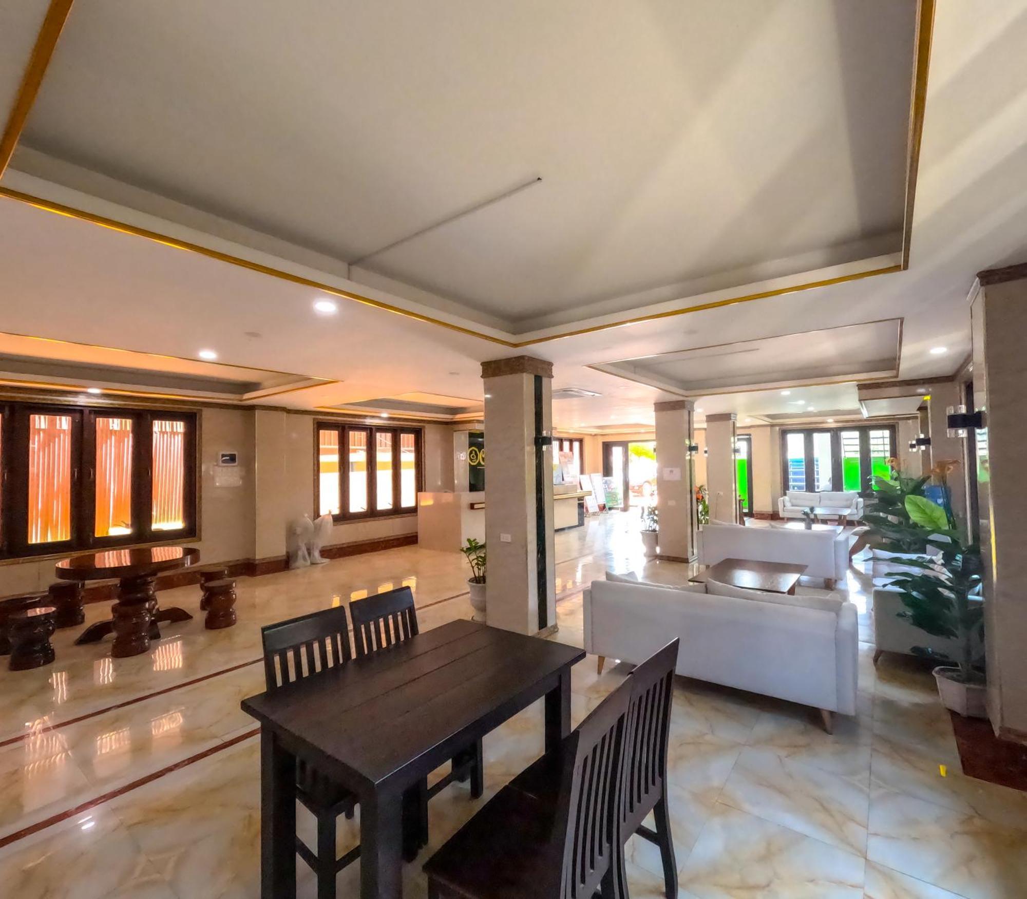 Vang Vieng Consiana Hotel Exterior photo