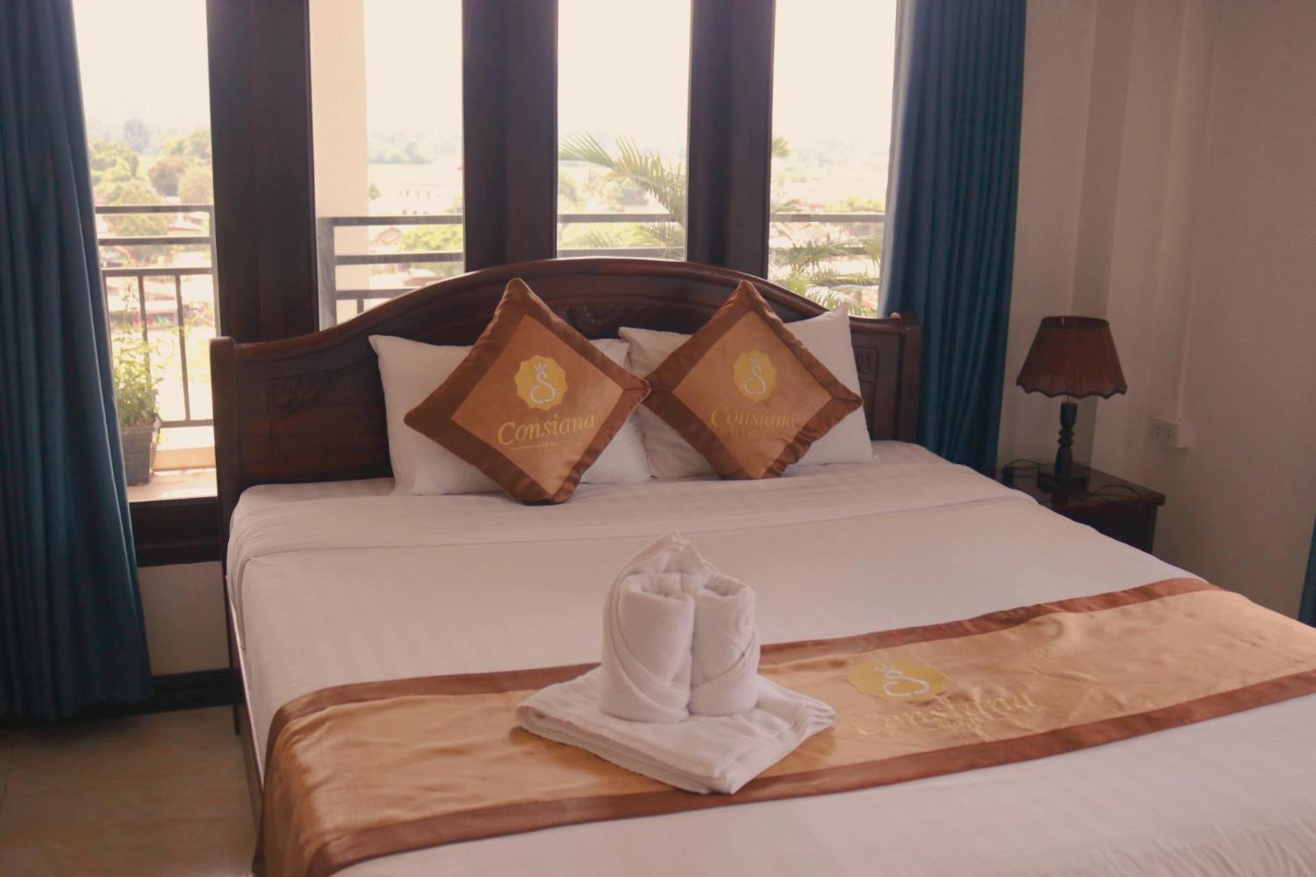 Vang Vieng Consiana Hotel Exterior photo