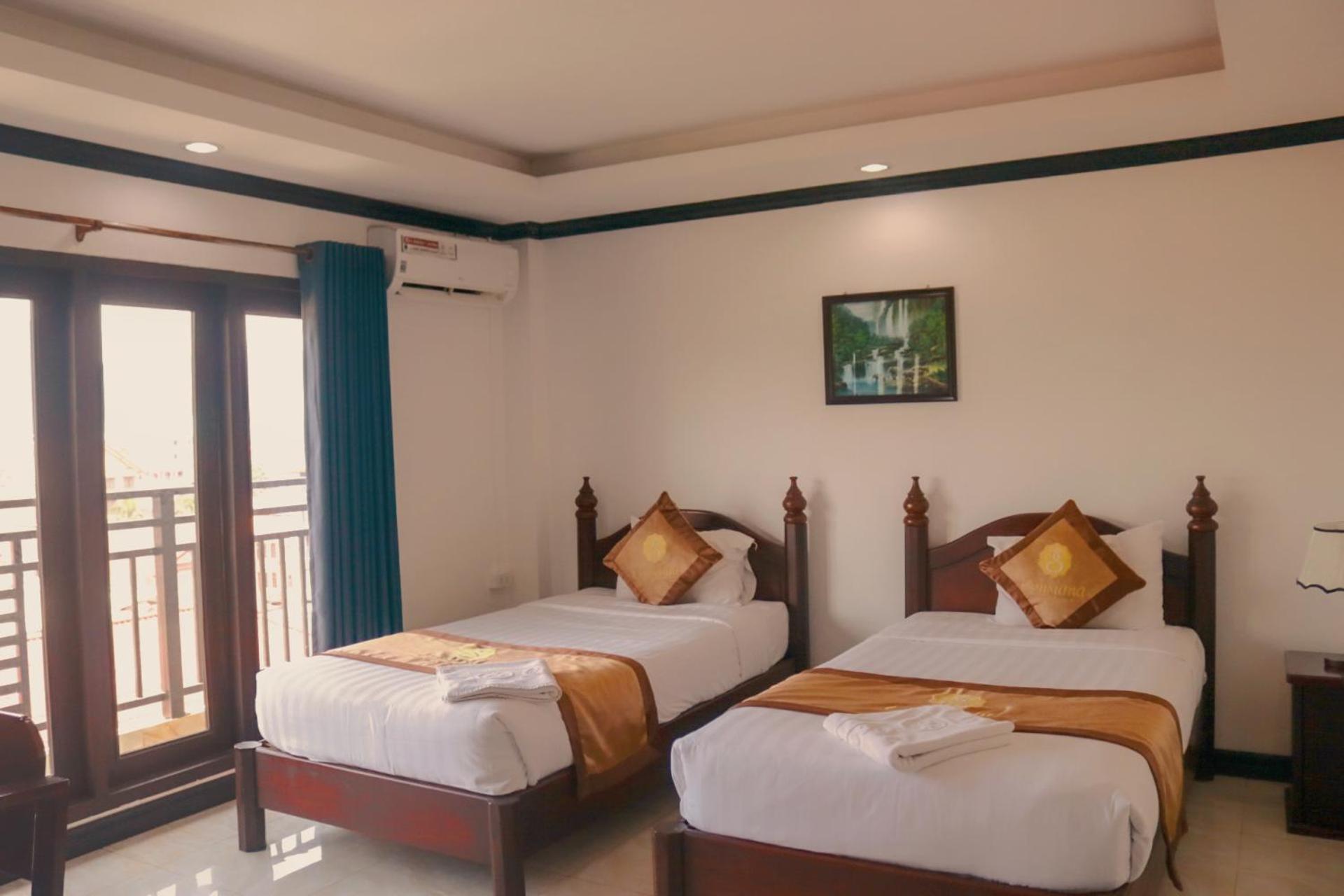 Vang Vieng Consiana Hotel Exterior photo