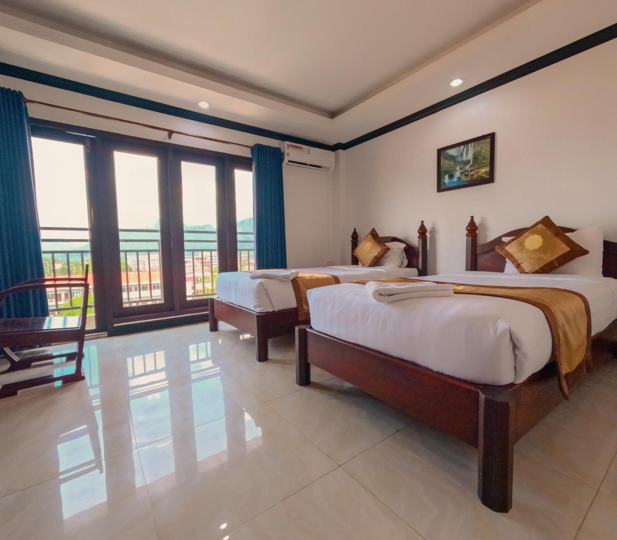 Vang Vieng Consiana Hotel Exterior photo