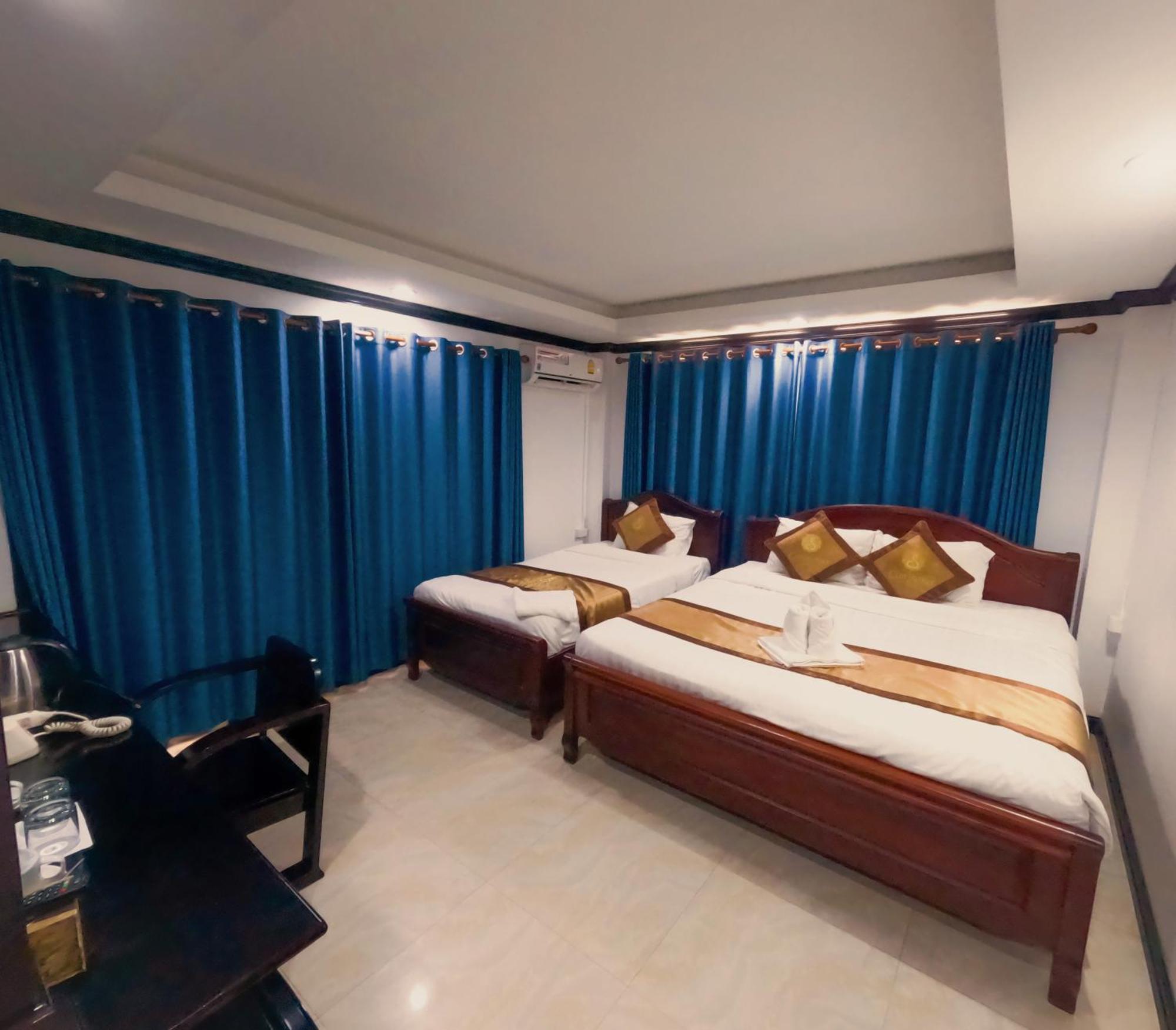Vang Vieng Consiana Hotel Exterior photo