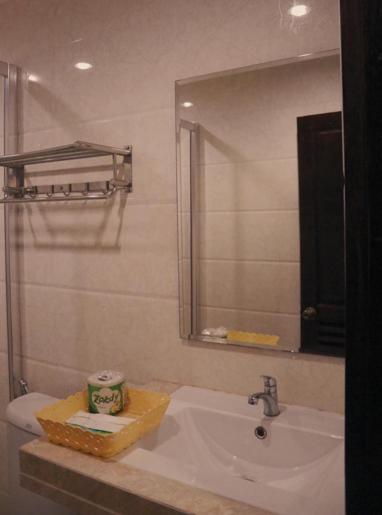 Vang Vieng Consiana Hotel Exterior photo
